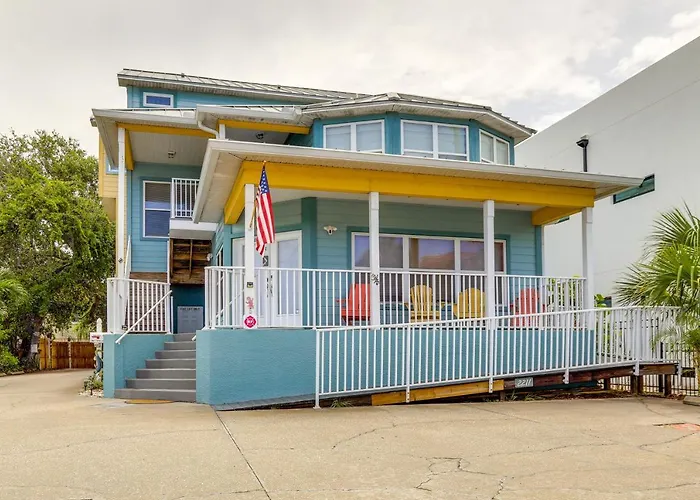 Holiday home Steps To Beach, Outdoor Perks! Indian Rocks *